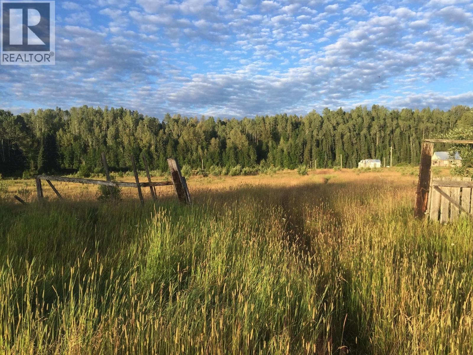 12969 DOME CREEK ROAD, Dome Creek, British Columbia