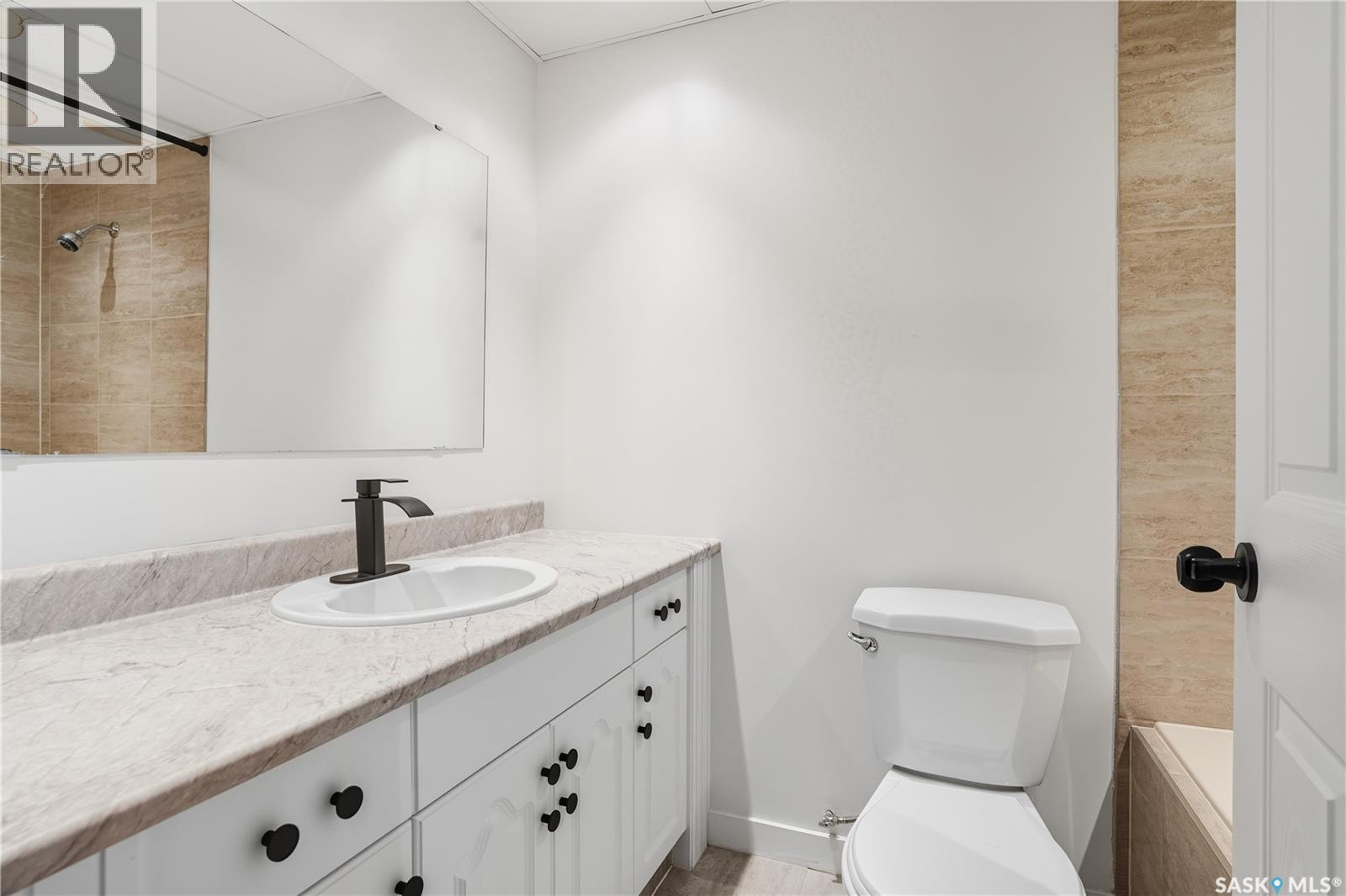 10338 Wascana Estates, Regina, Saskatchewan  S4V 2X1 - Photo 38 - SK019132
