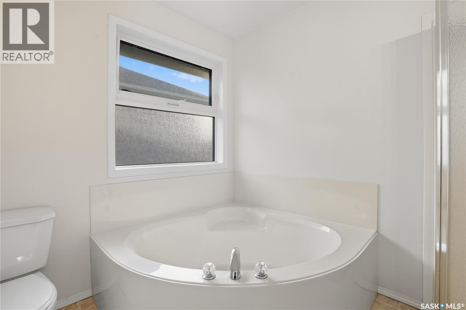 10338 Wascana Estates, Regina, Saskatchewan  S4V 2X1 - Photo 22 - SK019132