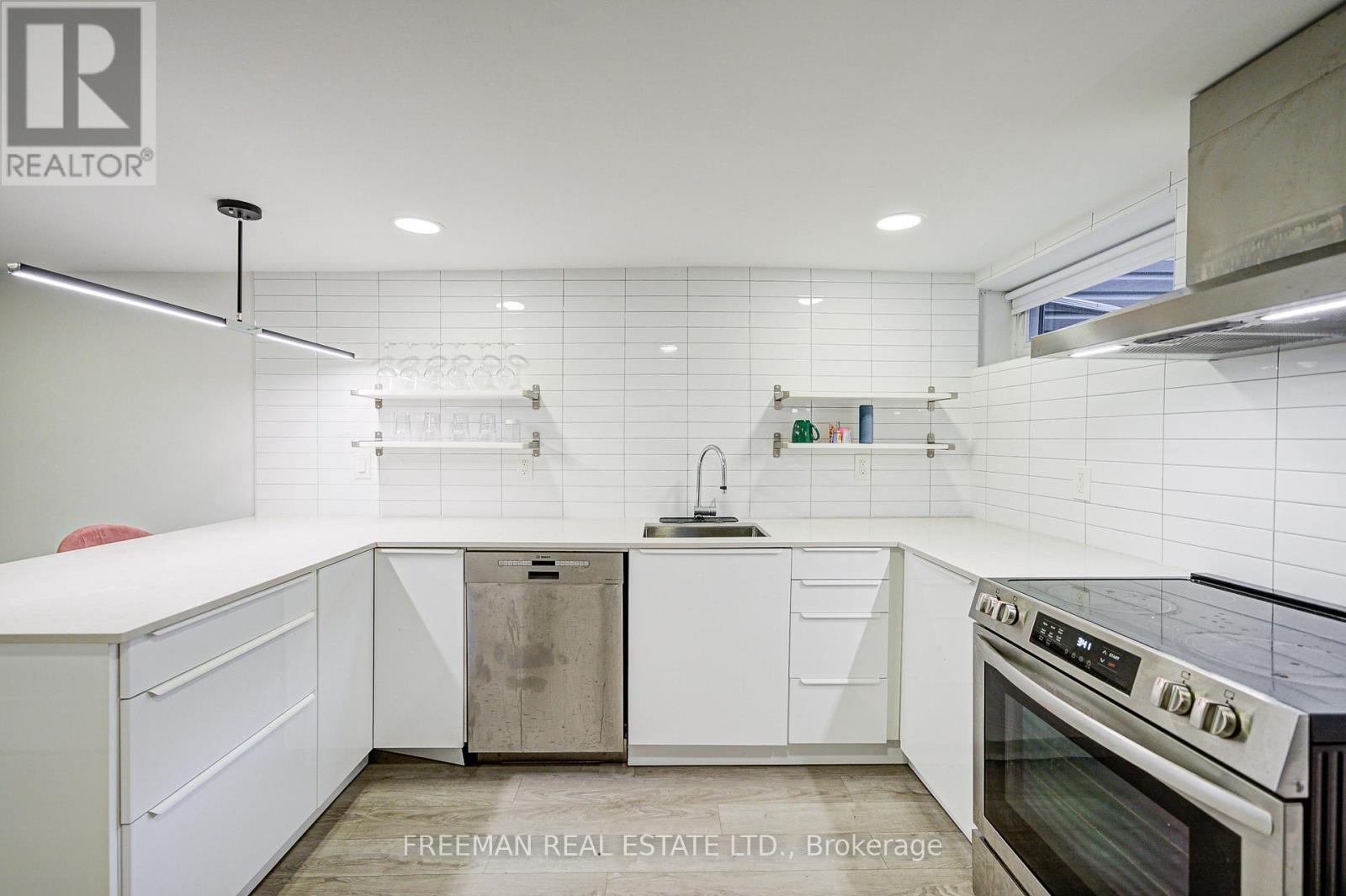 246 Euclid Avenue, Toronto, Ontario  M6J 2K2 - Photo 23 - C12427286