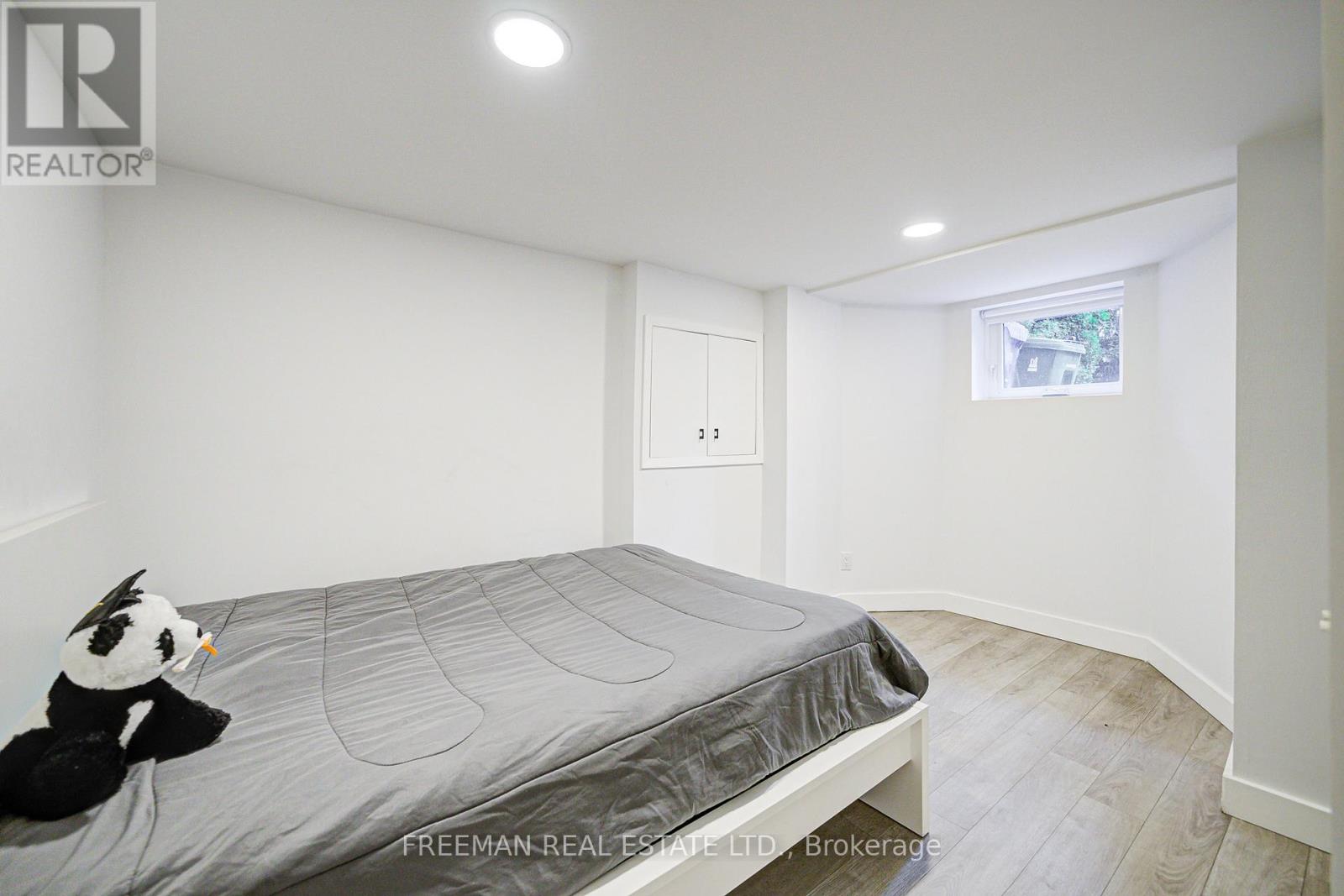 246 Euclid Avenue, Toronto, Ontario  M6J 2K2 - Photo 25 - C12427286