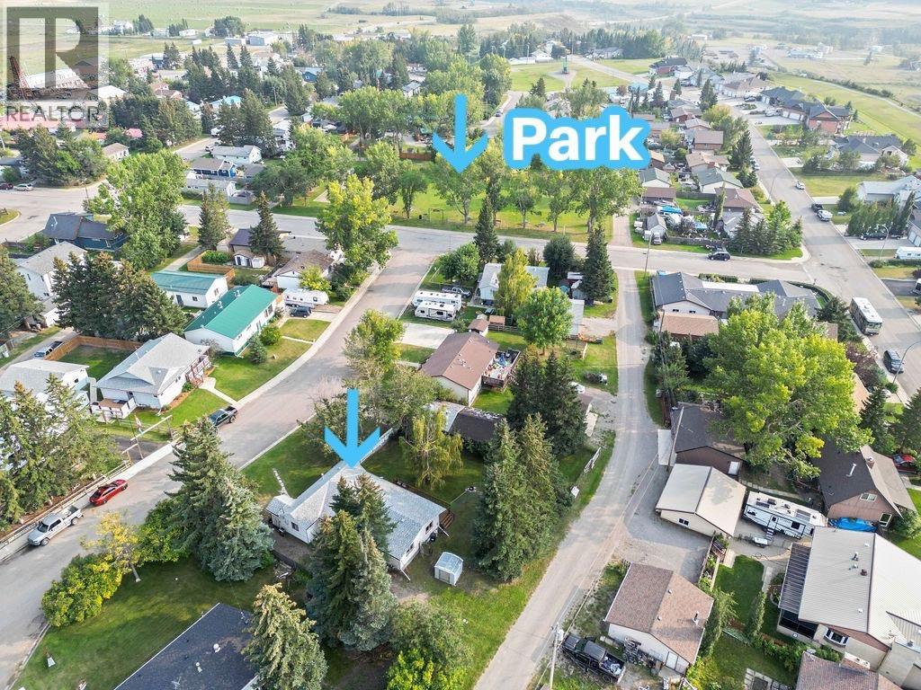 216 Royalties Crescent, Longview, Alberta  T0L 1H0 - Photo 3 - A2254984