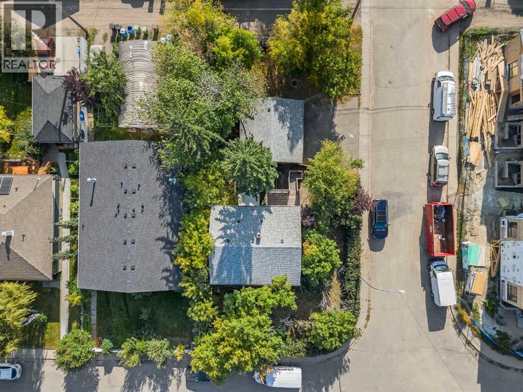 8039 36 Avenue Nw, Calgary, Alberta  T3B 1V8 - Photo 4 - A2258465