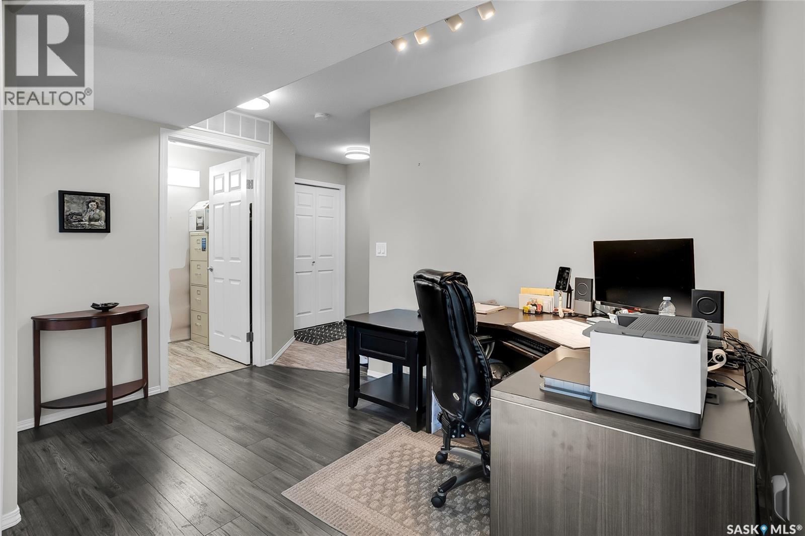 201 930 Heritage View, Saskatoon, Saskatchewan  S7H 5S6 - Photo 3 - SK019445
