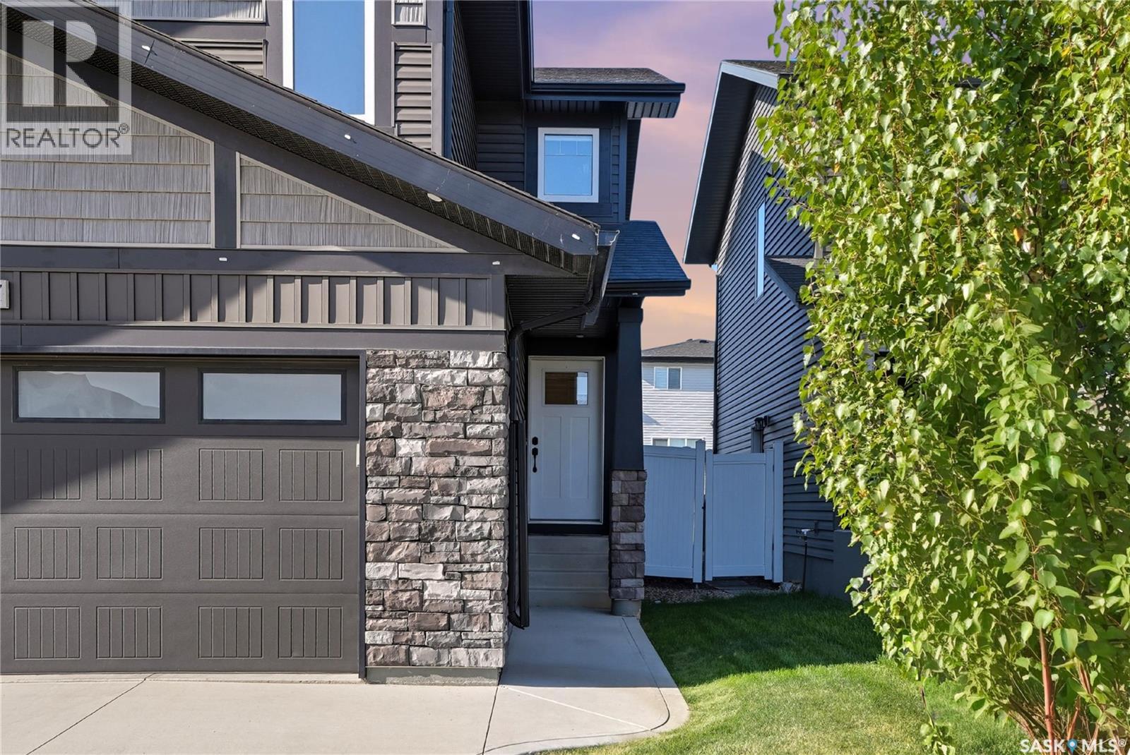 767 Mcfaull Lane, Saskatoon, Saskatchewan  S7V 0S8 - Photo 2 - SK019434