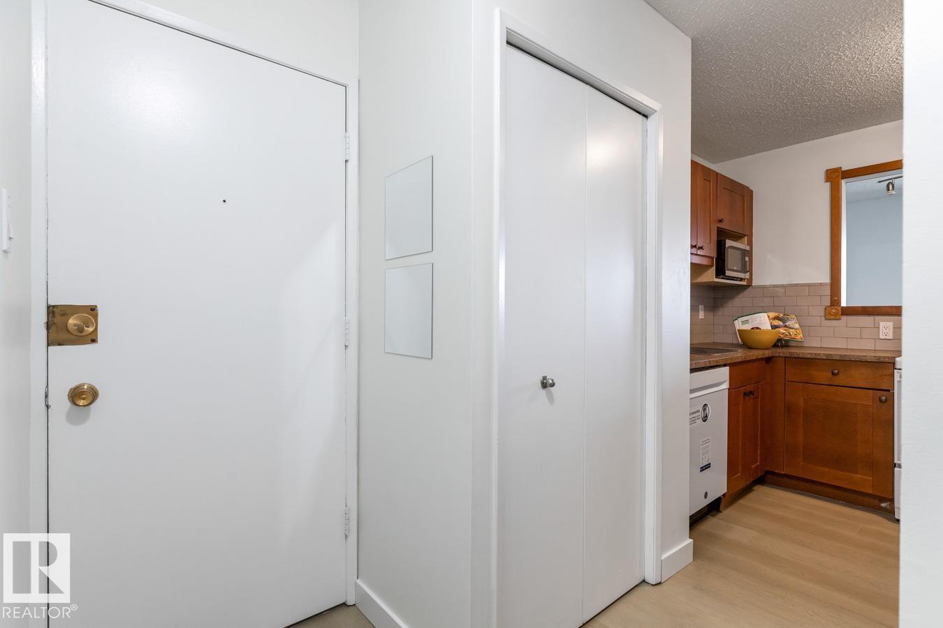 #5 3847 76 St Nw, Edmonton, Alberta  T6K 2P9 - Photo 27 - E4459657