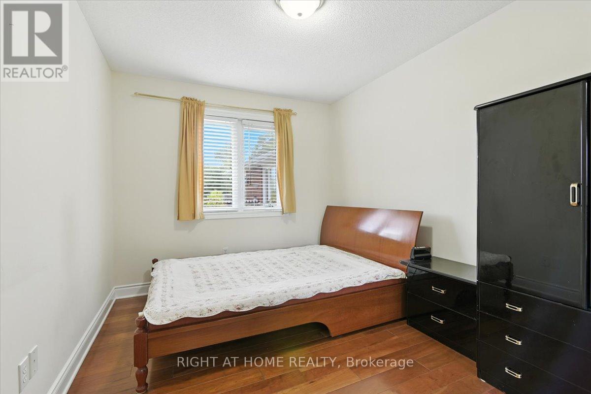 47 Logie Street, Kawartha Lakes, Ontario  K9V 1C3 - Photo 12 - X12289538