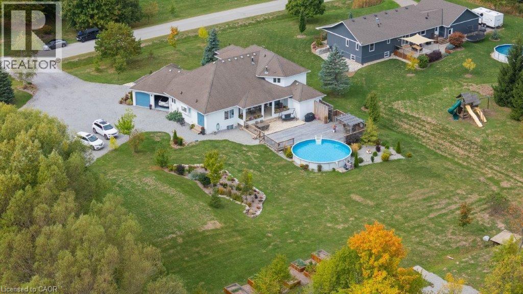 2493 Meadow Court, West Lincoln, Ontario  L0R 1Y0 - Photo 2 - 40773572