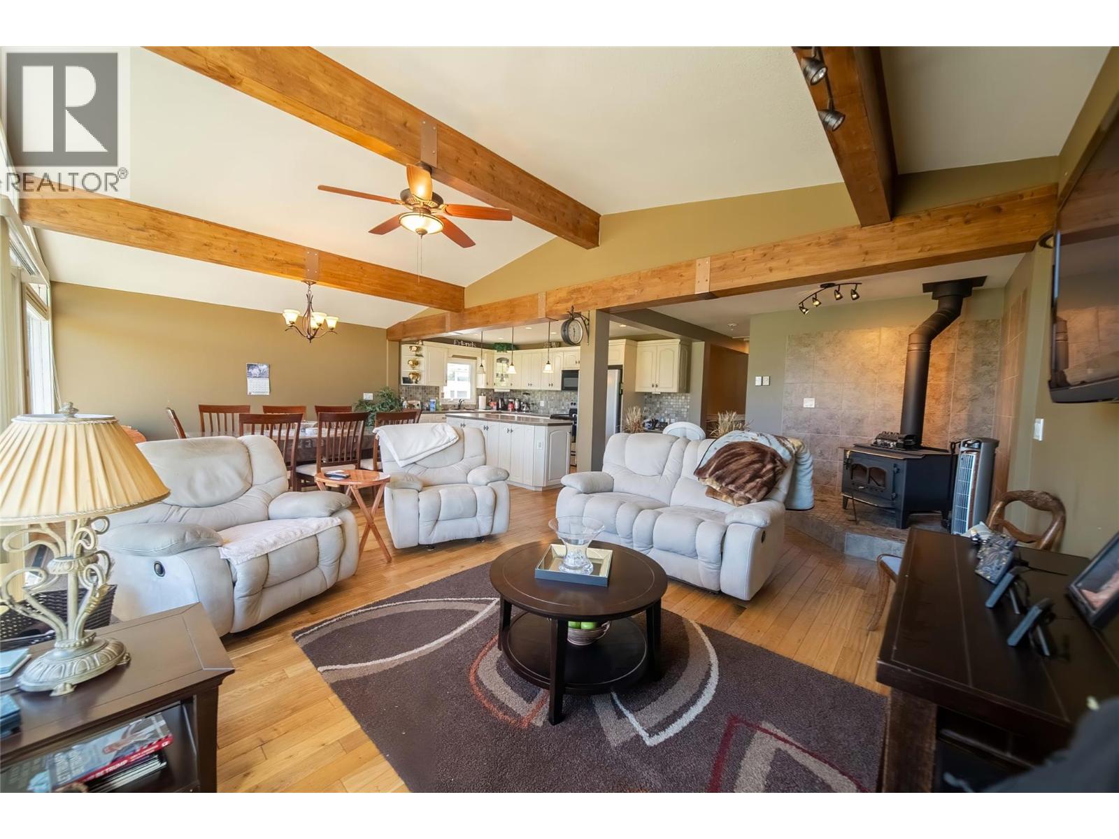 7055 93/95 Highway, Wasa, British Columbia  V0B 2K0 - Photo 19 - 10364005