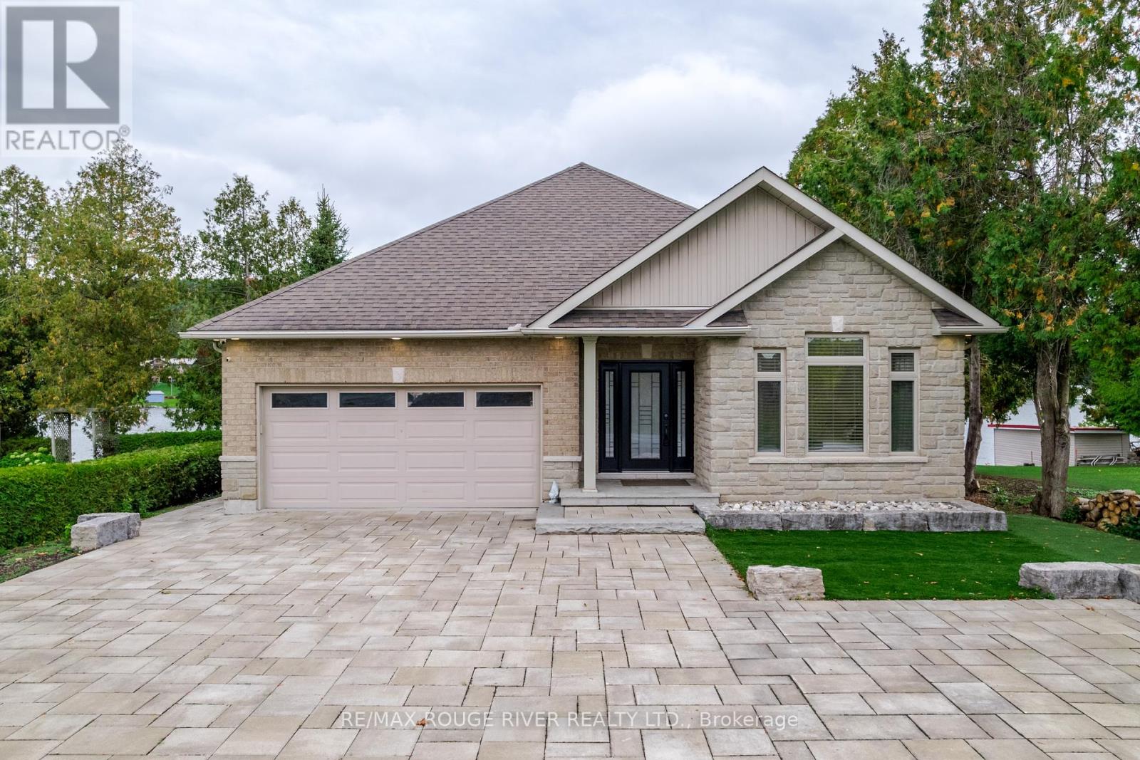 145 Homewood Avenue, Trent Hills, Ontario  K0L 1Y0 - Photo 4 - X12427420