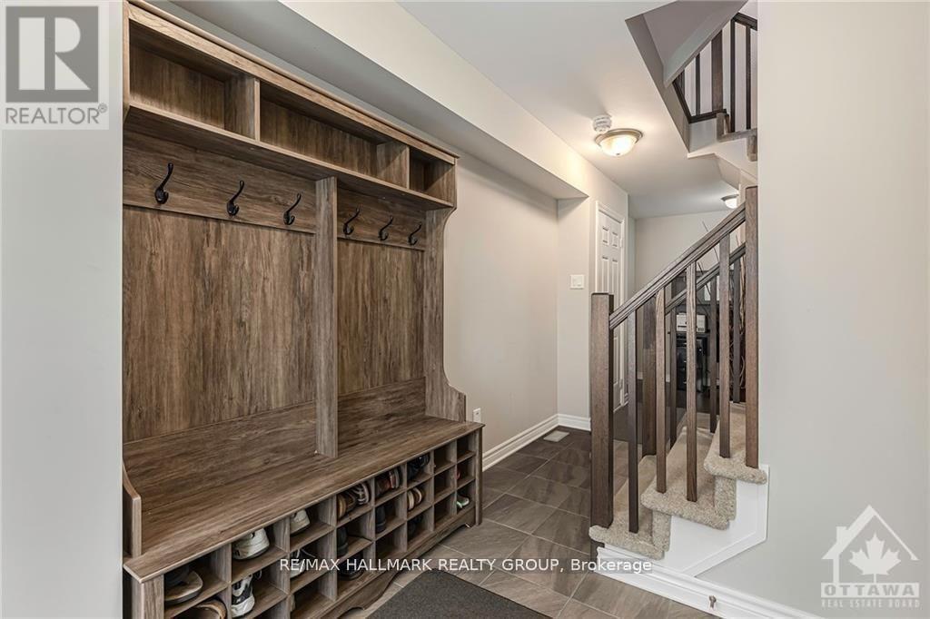 116 Wild Calla Way, Ottawa, Ontario  K1W 0K3 - Photo 2 - X12428838