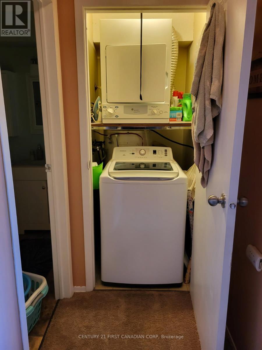 204 - 725 Deveron Crescent, London South, Ontario  N5Z 4X3 - Photo 17 - X12428572