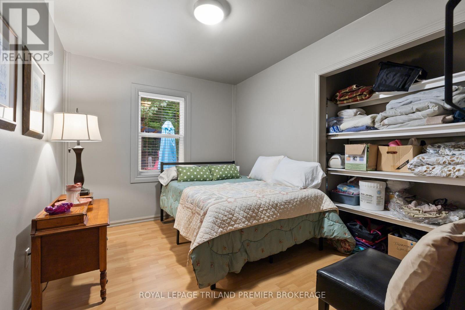 7710 Clayton Street, Lambton Shores, Ontario  N0M 2L0 - Photo 16 - X12428870