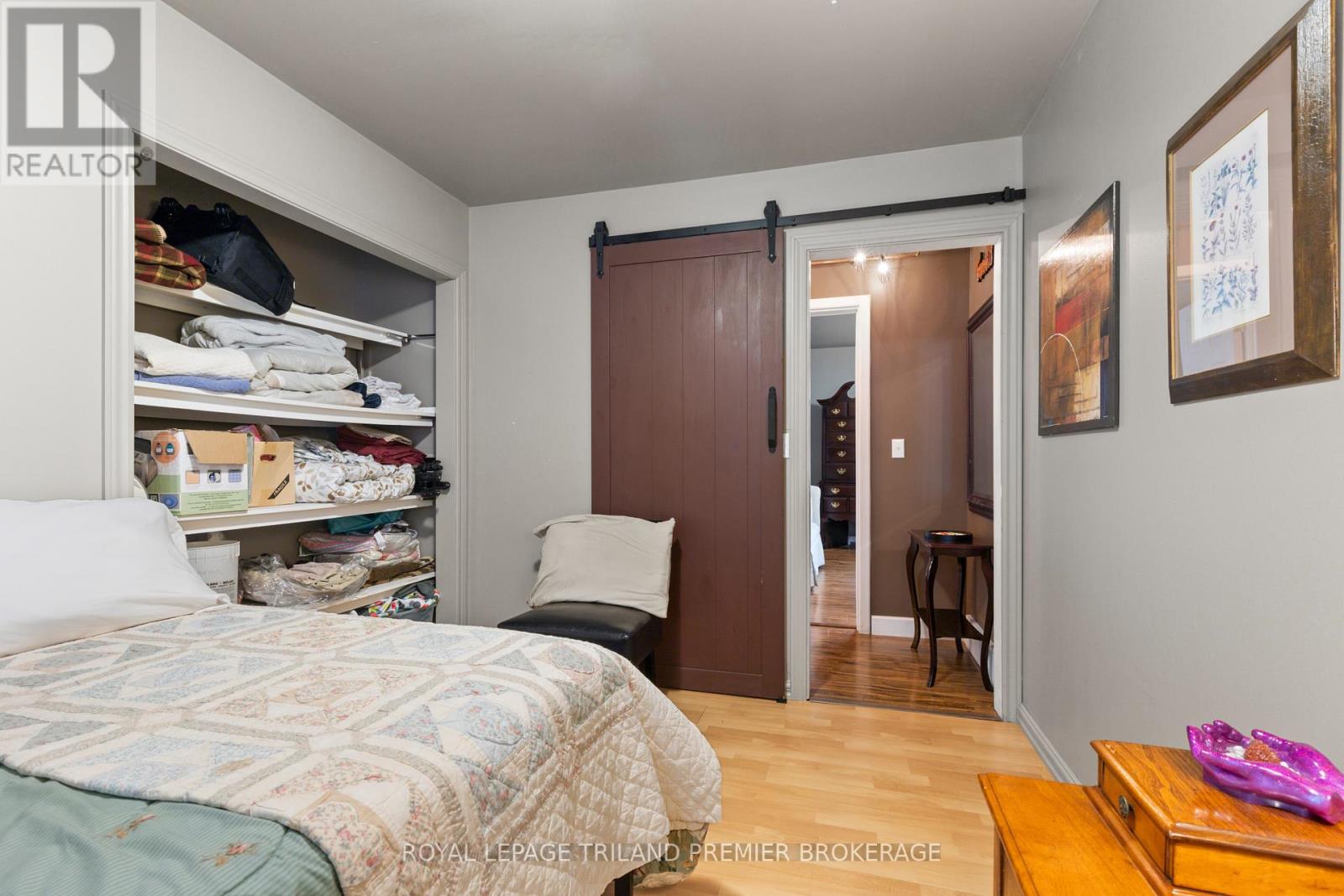 7710 Clayton Street, Lambton Shores, Ontario  N0M 2L0 - Photo 17 - X12428870