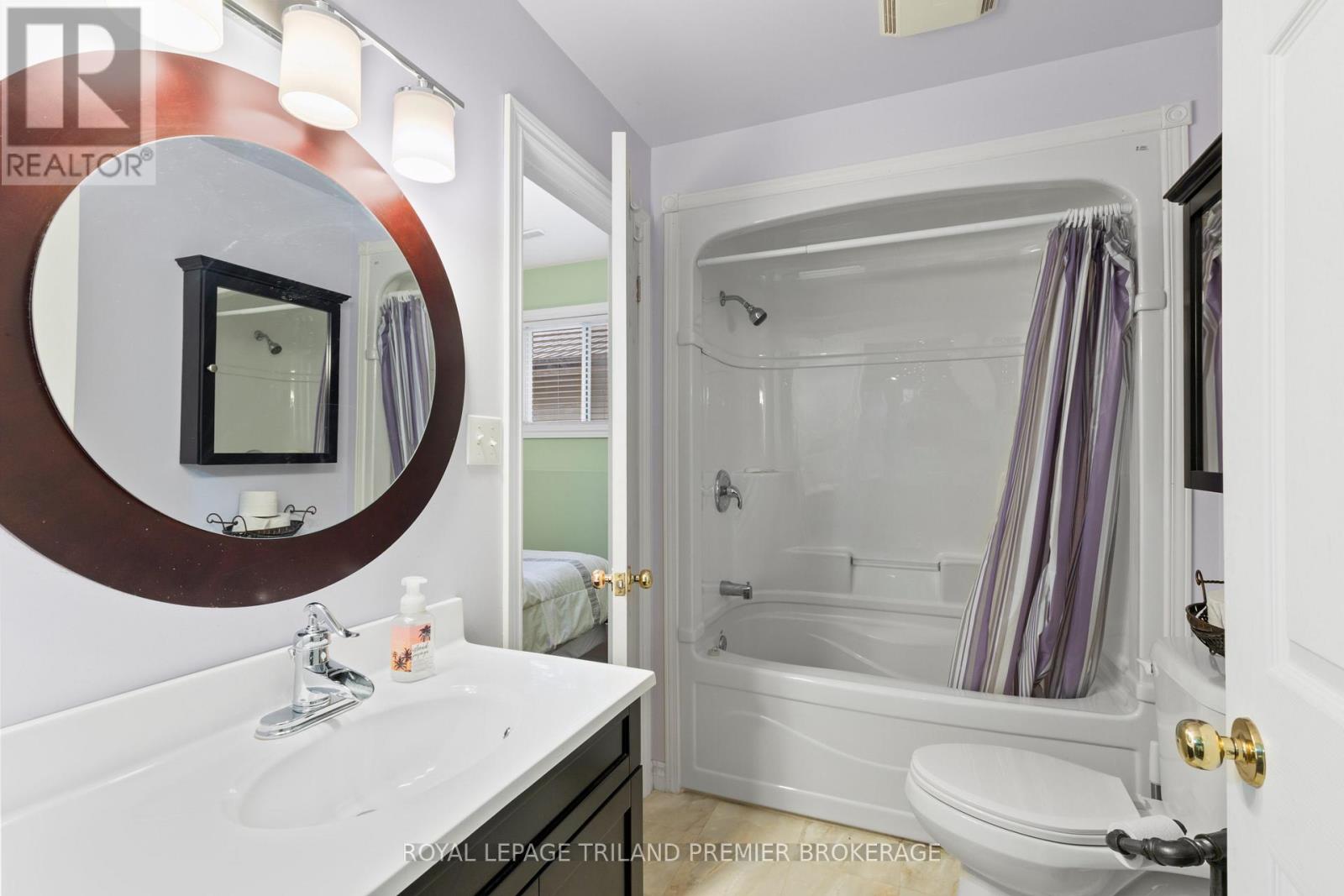 7710 Clayton Street, Lambton Shores, Ontario  N0M 2L0 - Photo 27 - X12428870