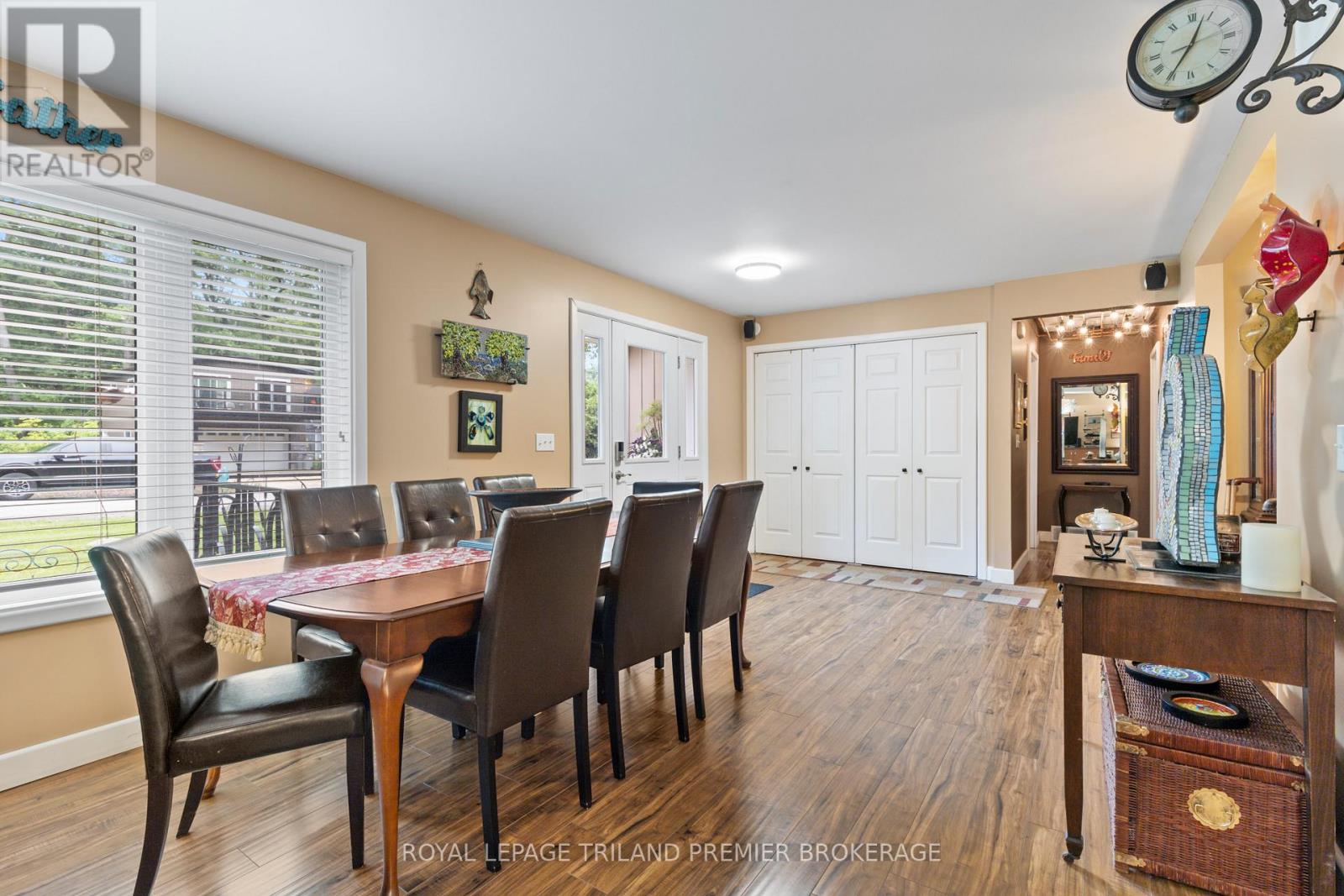 7710 Clayton Street, Lambton Shores, Ontario  N0M 2L0 - Photo 5 - X12428870