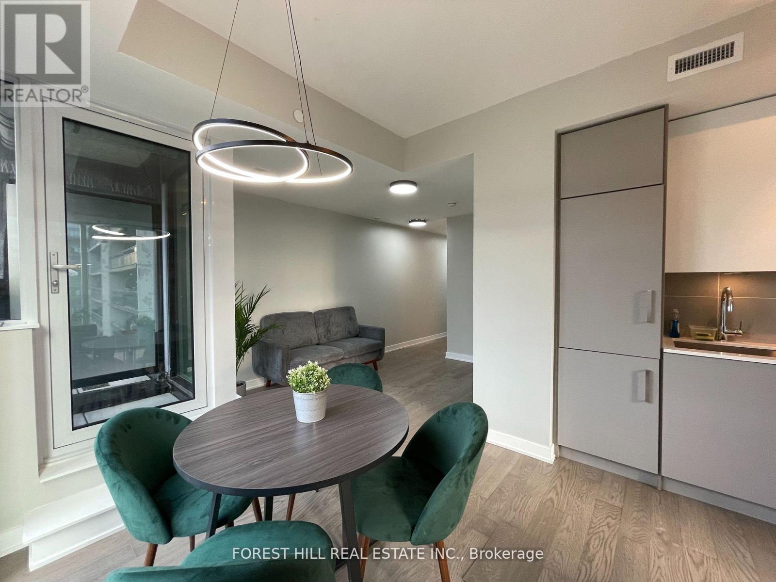 1202 - 17 Dundonald Street, Toronto, Ontario  M4Y 0E4 - Photo 11 - C12428742