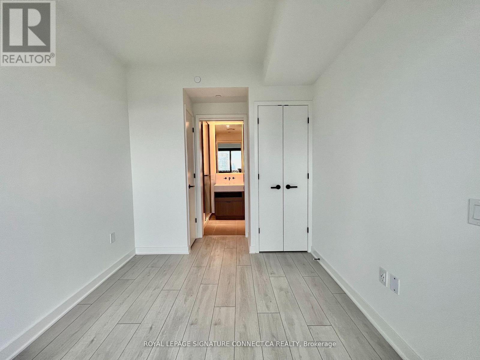2605 - 55 Charles Street E, Toronto, Ontario  M4Y 1S9 - Photo 10 - C12428754