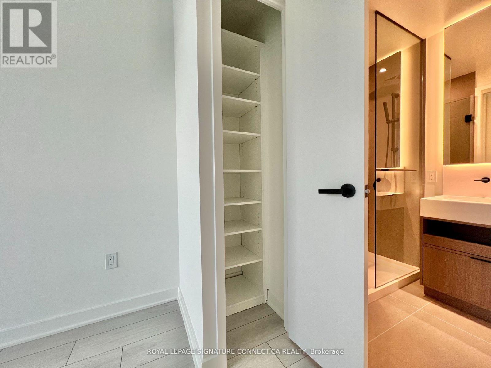 2605 - 55 Charles Street E, Toronto, Ontario  M4Y 1S9 - Photo 11 - C12428754