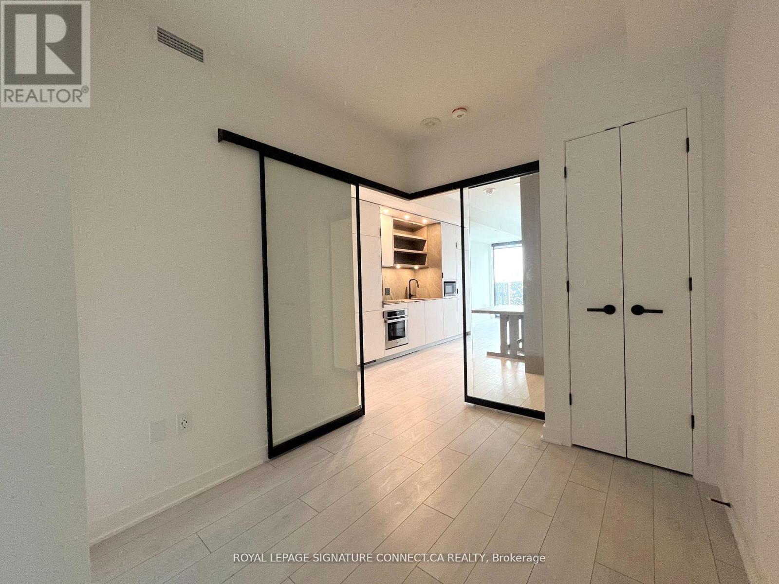 2605 - 55 Charles Street E, Toronto, Ontario  M4Y 1S9 - Photo 13 - C12428754