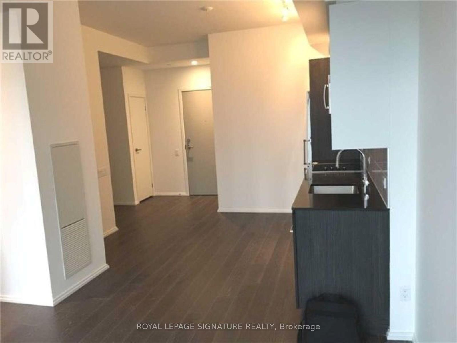 907 - 68 Shuter Street, Toronto, Ontario  M5B 1B4 - Photo 8 - C12428766