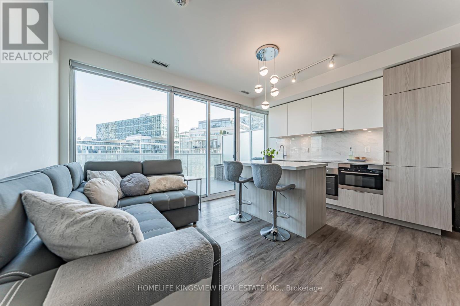 923 - 15 Queens Quay E, Toronto, Ontario  M5E 0C5 - Photo 15 - C12428802