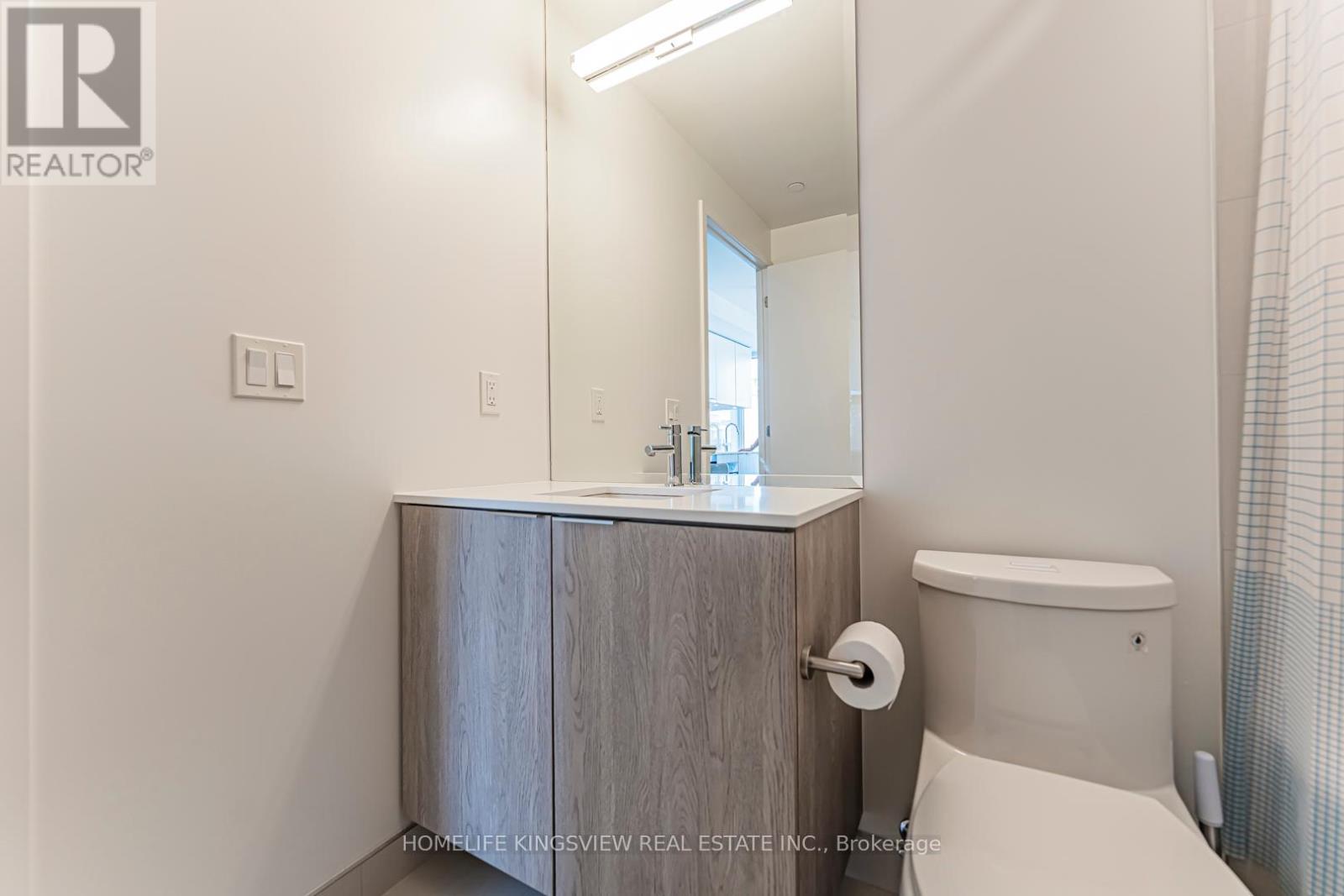 923 - 15 Queens Quay E, Toronto, Ontario  M5E 0C5 - Photo 31 - C12428802