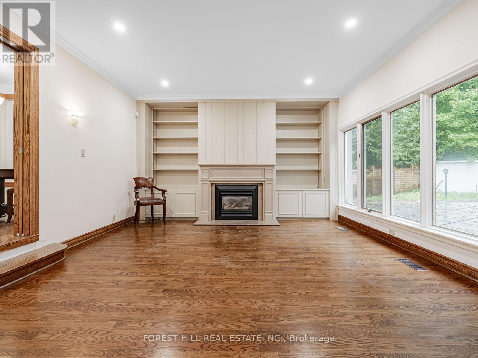 54 Plymbridge Road, Toronto, Ontario  M2P 1A3 - Photo 10 - C12428818