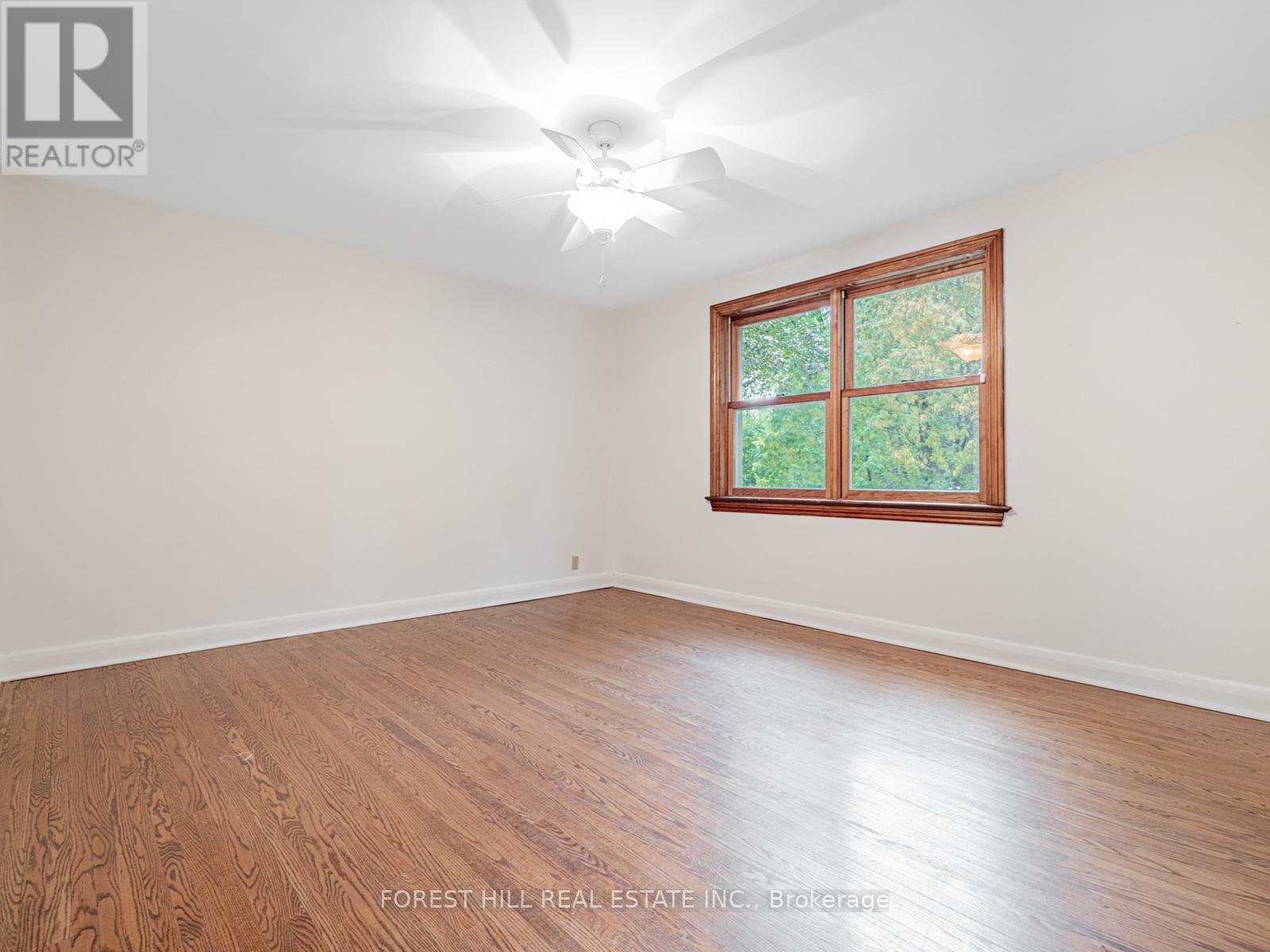 54 Plymbridge Road, Toronto, Ontario  M2P 1A3 - Photo 18 - C12428818