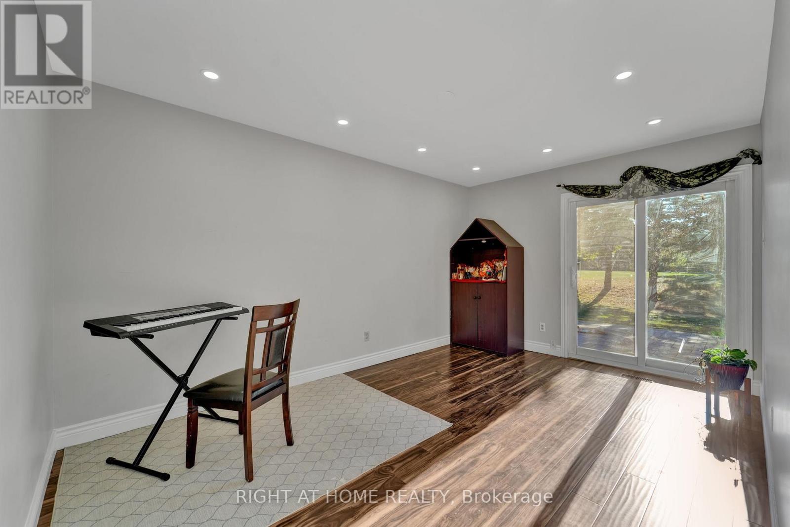 105 Hupfield Trail, Toronto, Ontario  M1B 4R5 - Photo 10 - E12428817