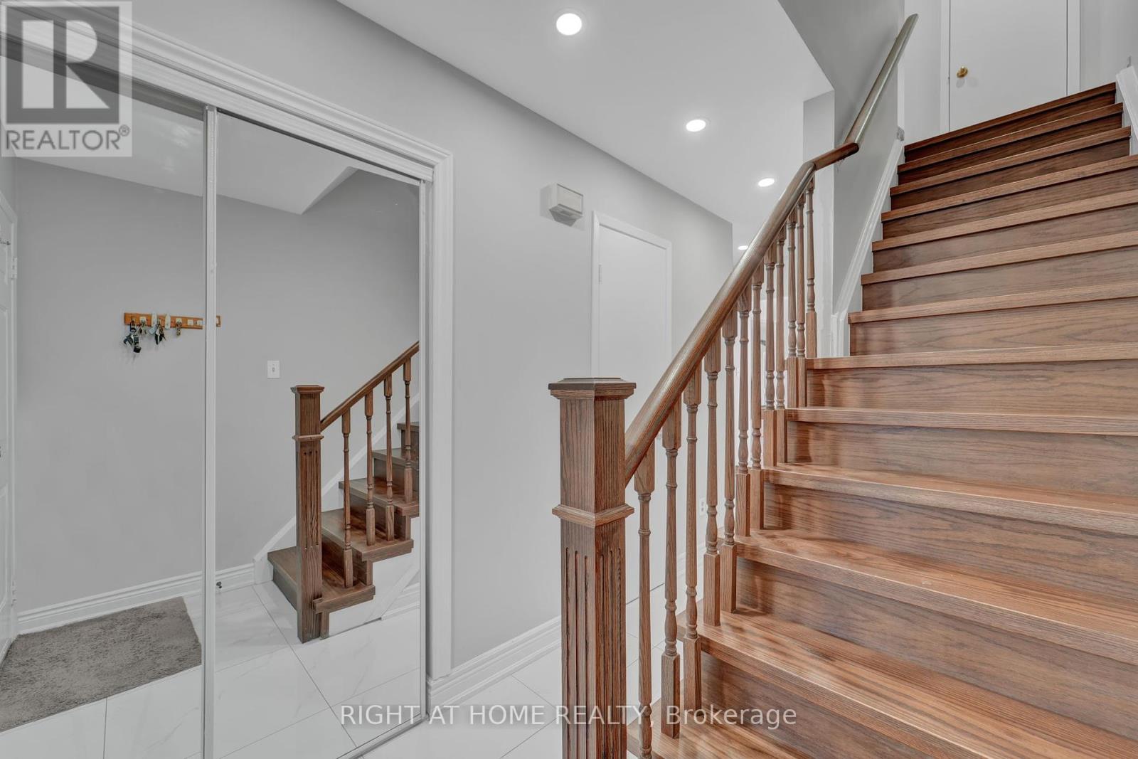 105 Hupfield Trail, Toronto, Ontario  M1B 4R5 - Photo 17 - E12428817
