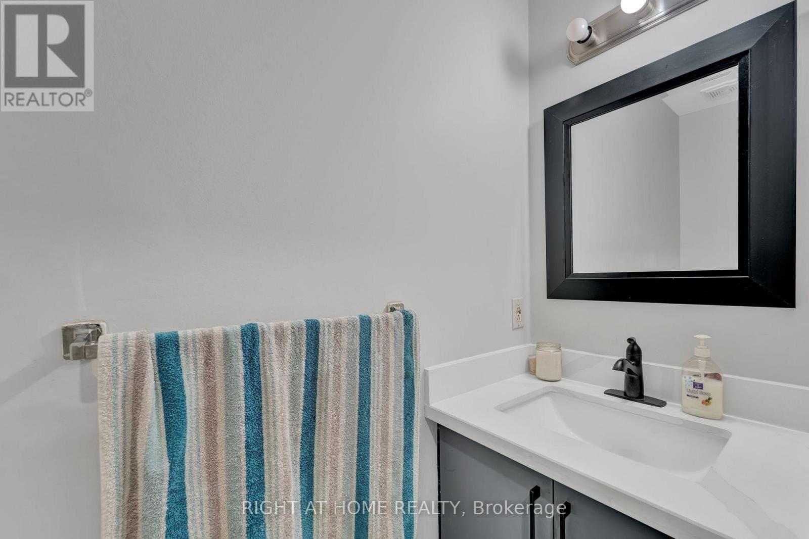 105 Hupfield Trail, Toronto, Ontario  M1B 4R5 - Photo 19 - E12428817