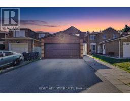 105 HUPFIELD TRAIL, Toronto, Ontario