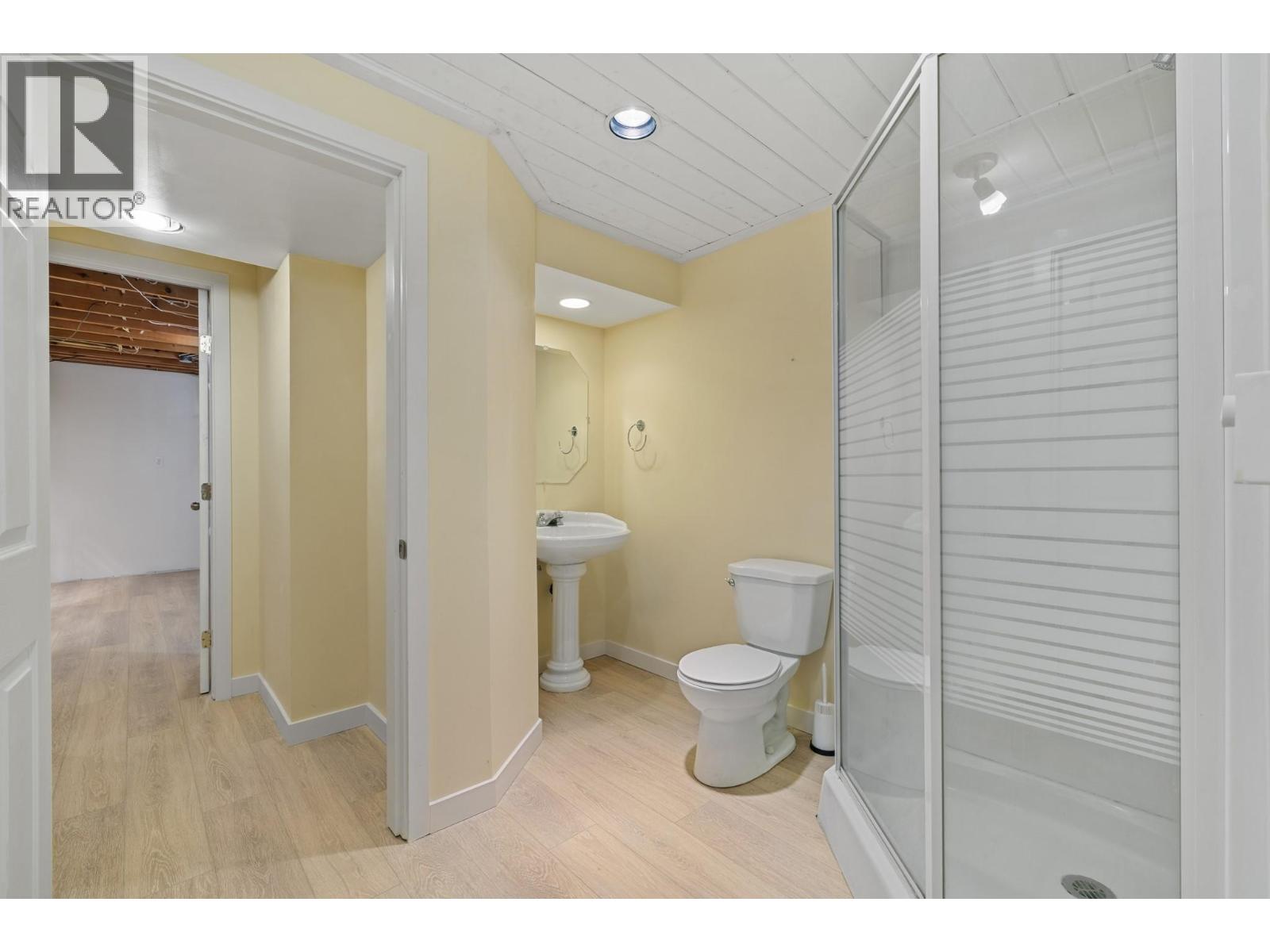 975 Neptune Road Kelowna Photo 16