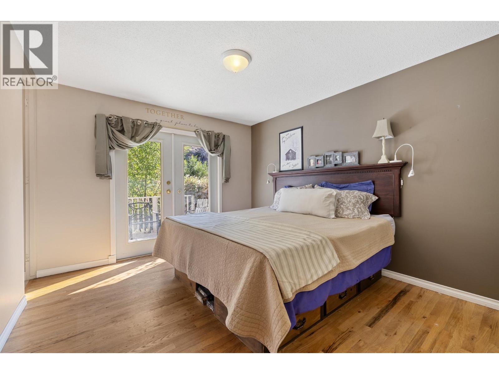 975 Neptune Road Kelowna Photo 9