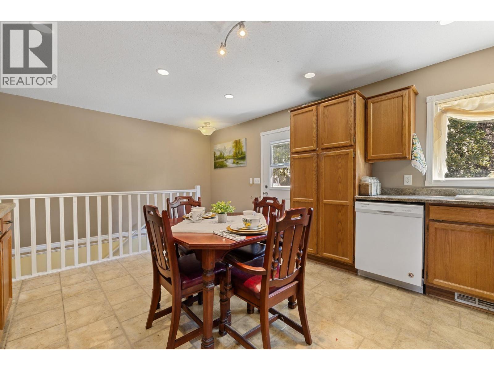 975 Neptune Road Kelowna Photo 8