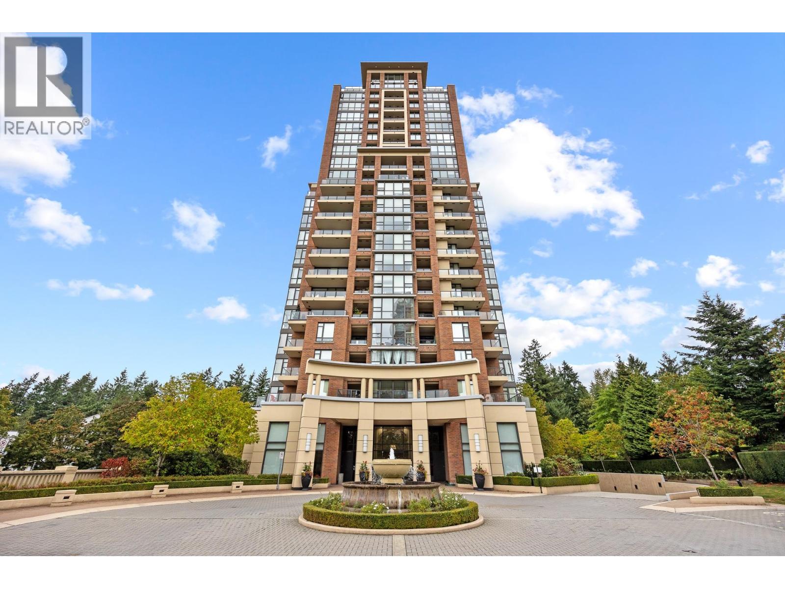 1802 6823 STATION HILL DRIVE, Burnaby, British Columbia