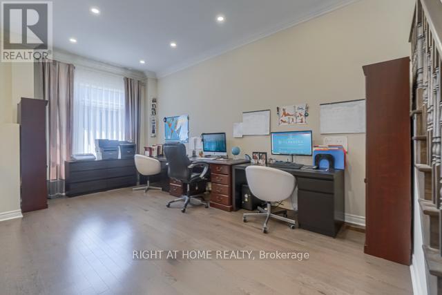 12 Laskin Drive, Vaughan, Ontario  L6A 5A4 - Photo 13 - N12428723