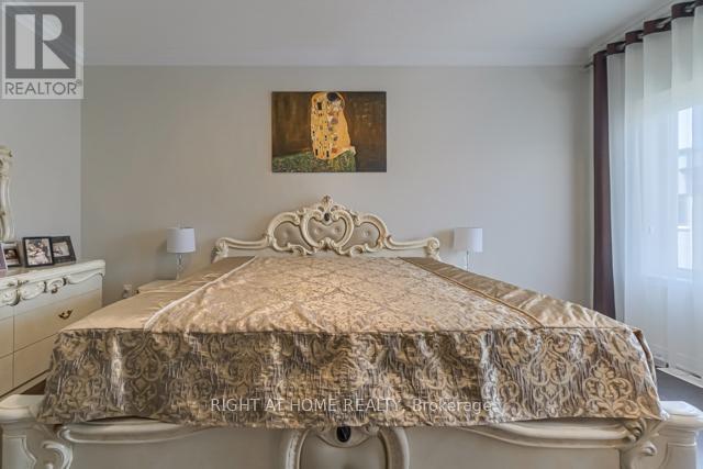 12 Laskin Drive, Vaughan, Ontario  L6A 5A4 - Photo 19 - N12428723
