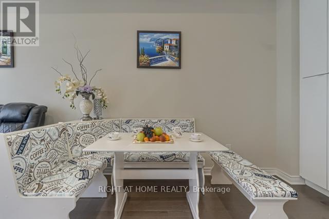 12 Laskin Drive, Vaughan, Ontario  L6A 5A4 - Photo 3 - N12428723