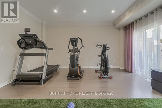 12 Laskin Drive, Vaughan, Ontario  L6A 5A4 - Photo 31 - N12428723