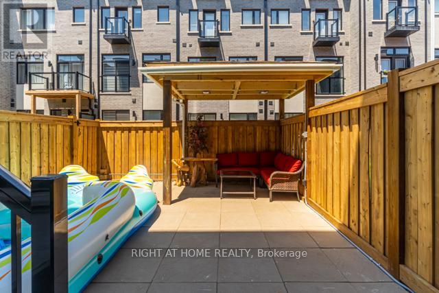 12 Laskin Drive, Vaughan, Ontario  L6A 5A4 - Photo 41 - N12428723