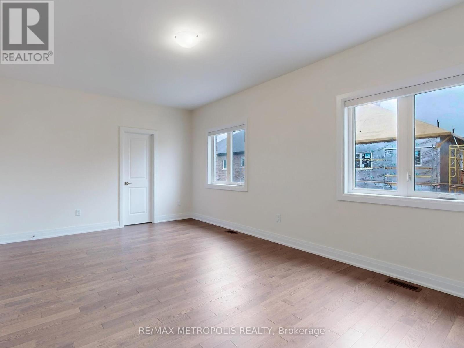 Main - 21 La Reine Avenue, Richmond Hill, Ontario  L4E 2Y8 - Photo 22 - N12428773