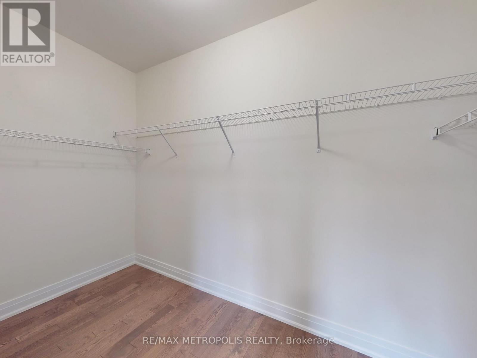 Main - 21 La Reine Avenue, Richmond Hill, Ontario  L4E 2Y8 - Photo 25 - N12428773
