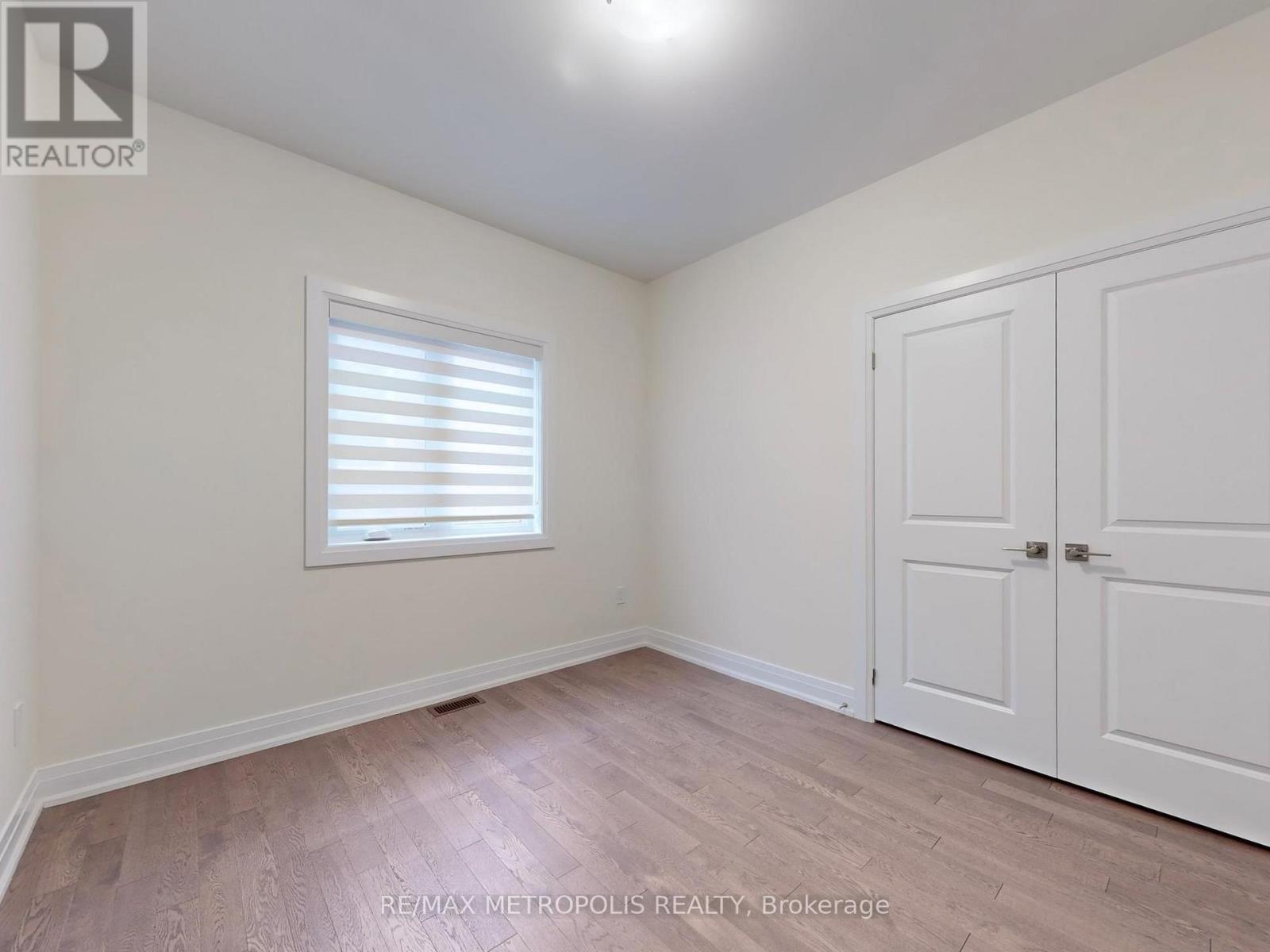 Main - 21 La Reine Avenue, Richmond Hill, Ontario  L4E 2Y8 - Photo 39 - N12428773