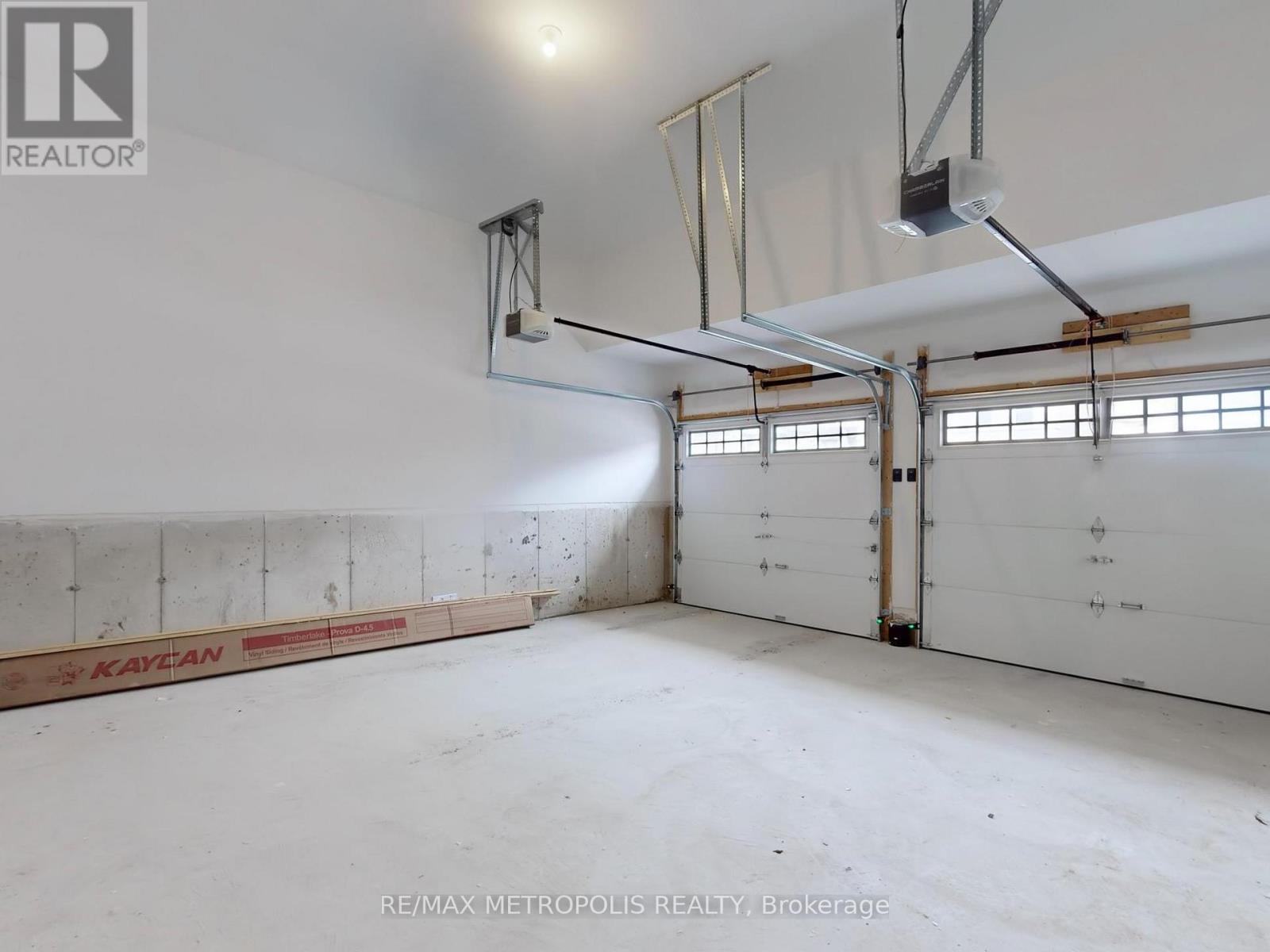 Main - 21 La Reine Avenue, Richmond Hill, Ontario  L4E 2Y8 - Photo 46 - N12428773