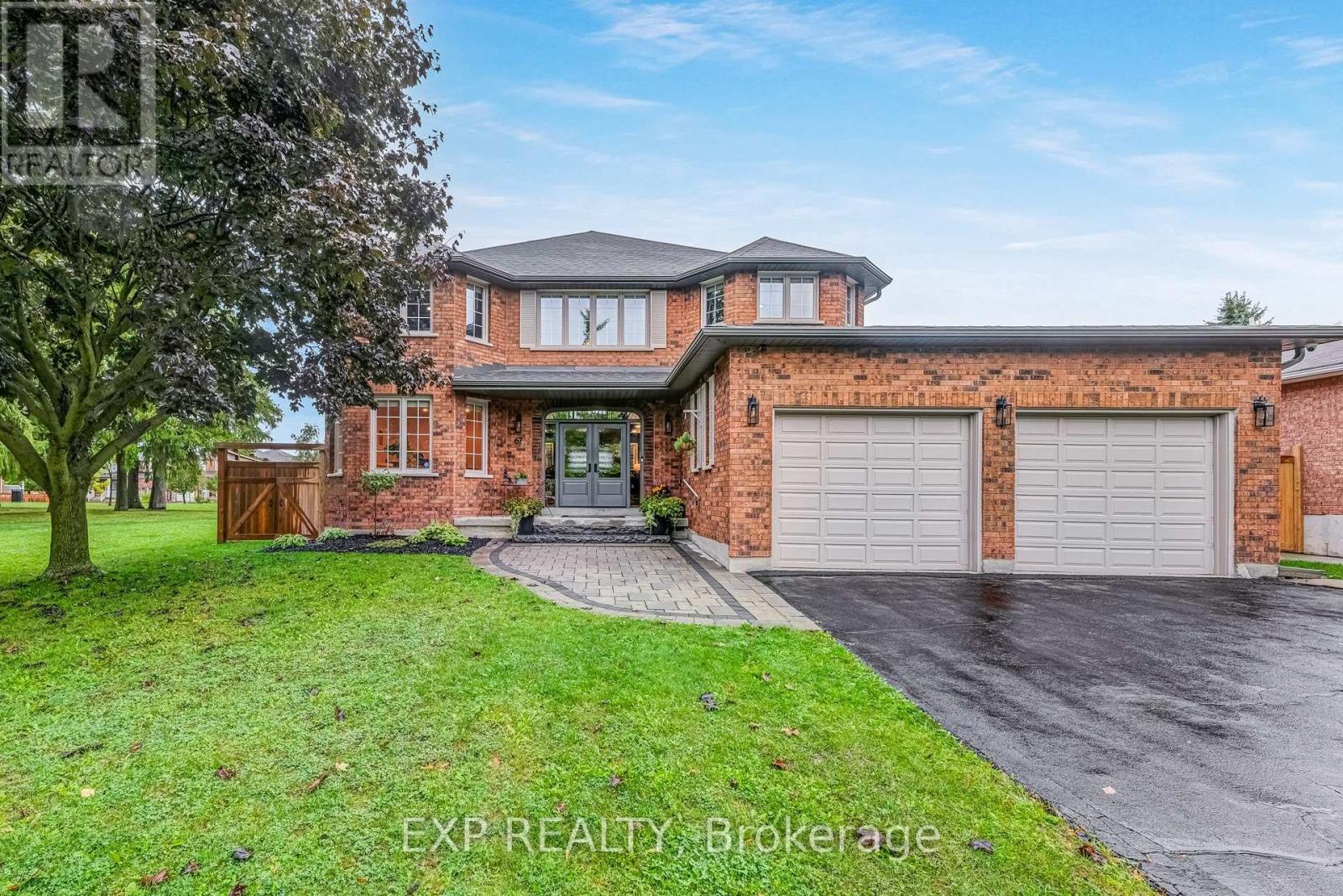 67 GEOFFREY CRESCENT, Whitchurch-Stouffville, Ontario