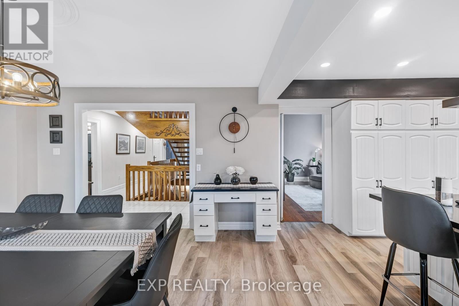 67 Geoffrey Crescent, Whitchurch-Stouffville, Ontario  L4A 5C1 - Photo 14 - N12428811