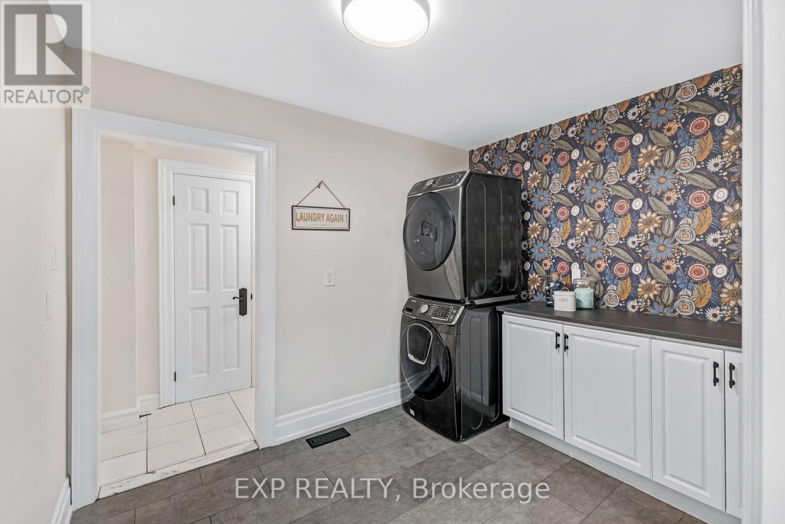 67 Geoffrey Crescent, Whitchurch-Stouffville, Ontario  L4A 5C1 - Photo 21 - N12428811