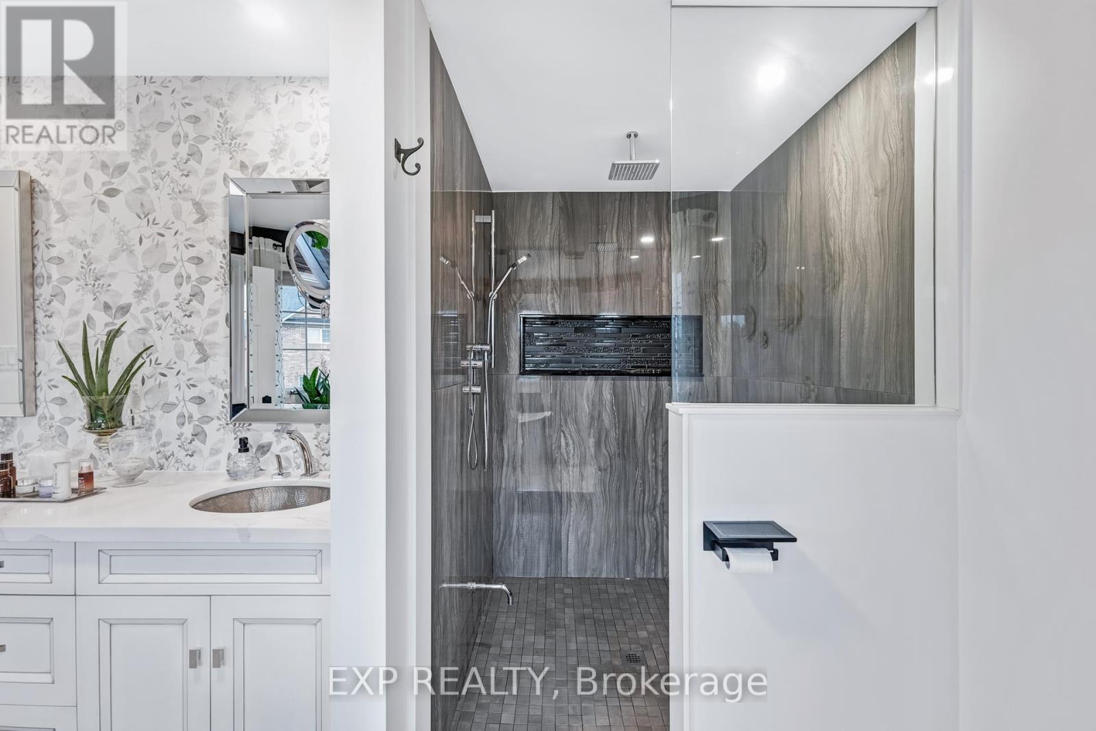 67 Geoffrey Crescent, Whitchurch-Stouffville, Ontario  L4A 5C1 - Photo 30 - N12428811